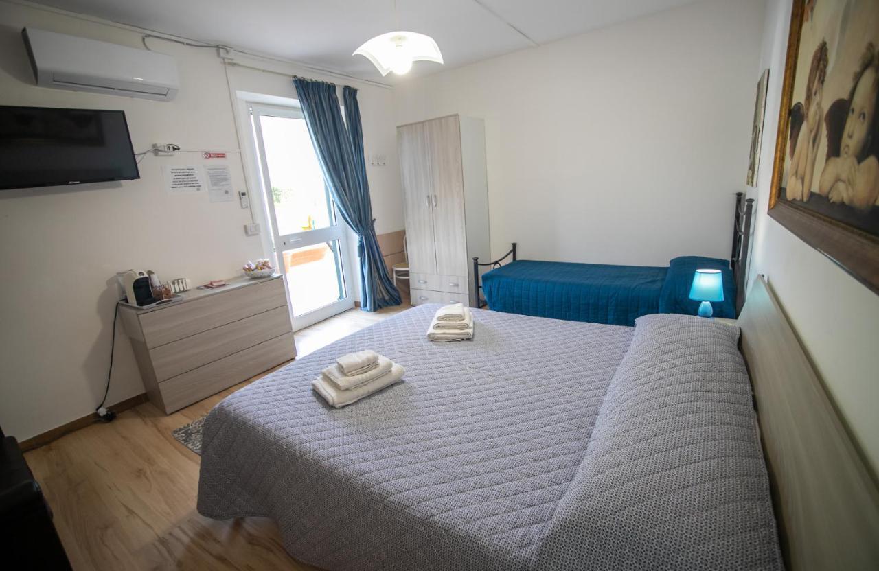 Royal Rooms Terracina Εξωτερικό φωτογραφία